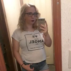 Meet your Posher, Katie